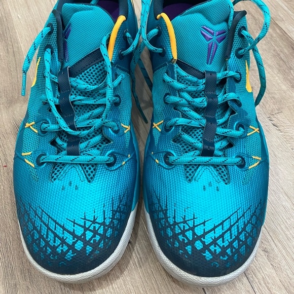 Nike Kobe “Venomenon” Turbo Green - Picture 2 of 5